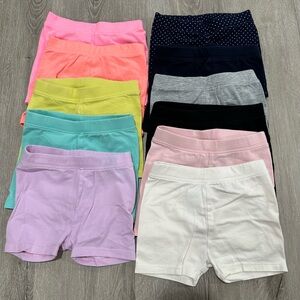 GAP cartwheel shorts 2T